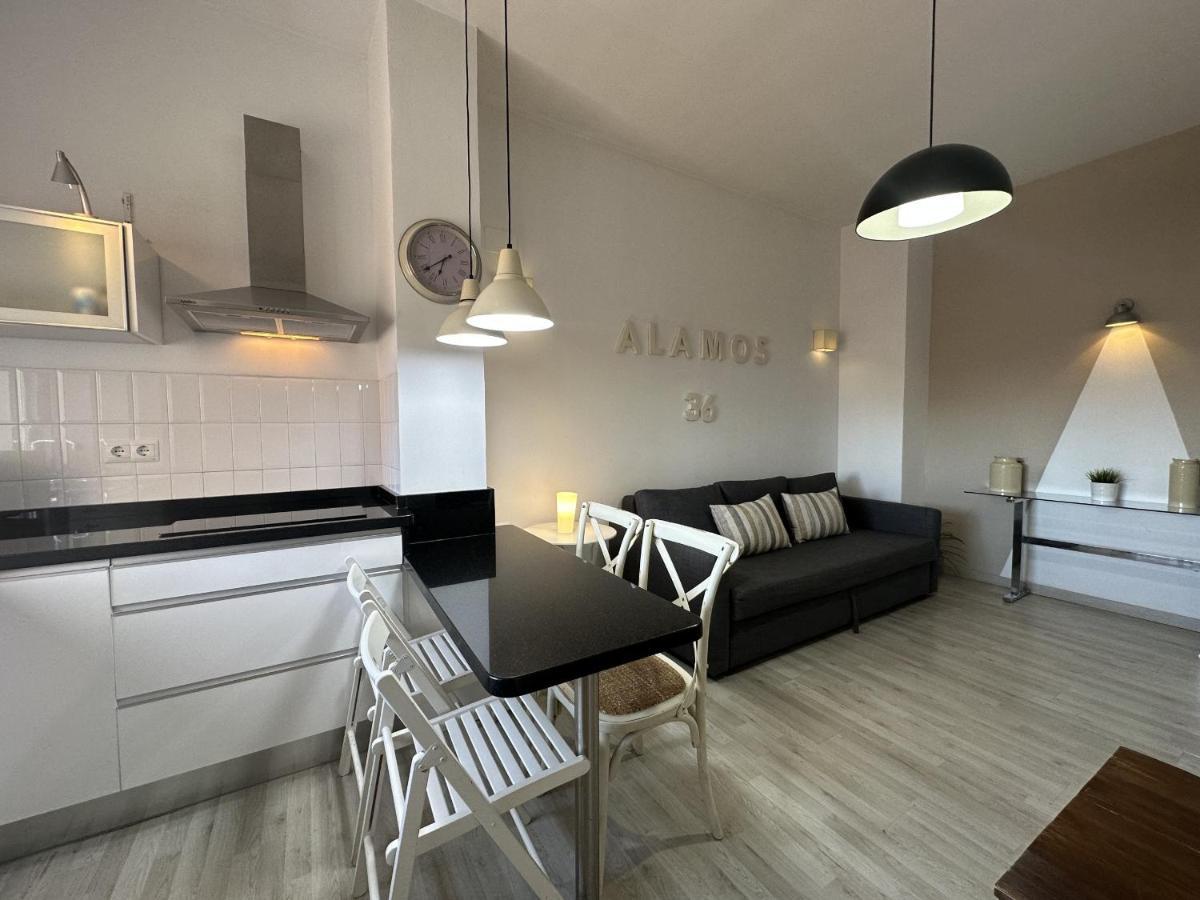 Alamos Suite マラガ エクステリア 写真